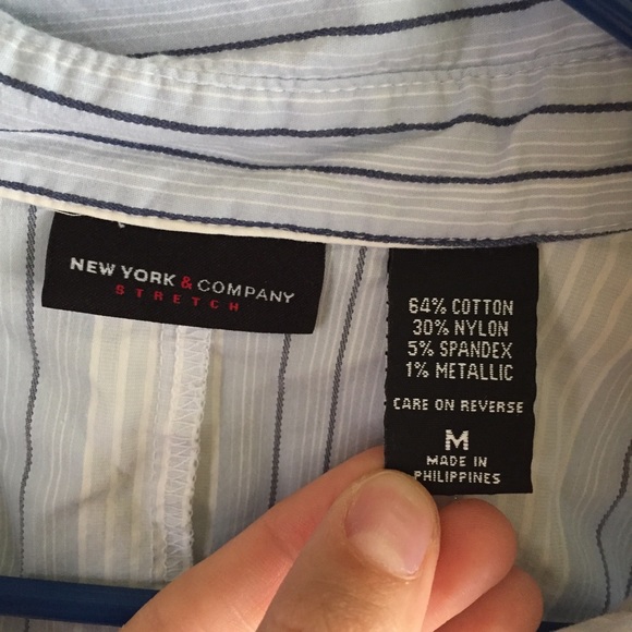 Dress/work button down shirt - Picture 3 of 3